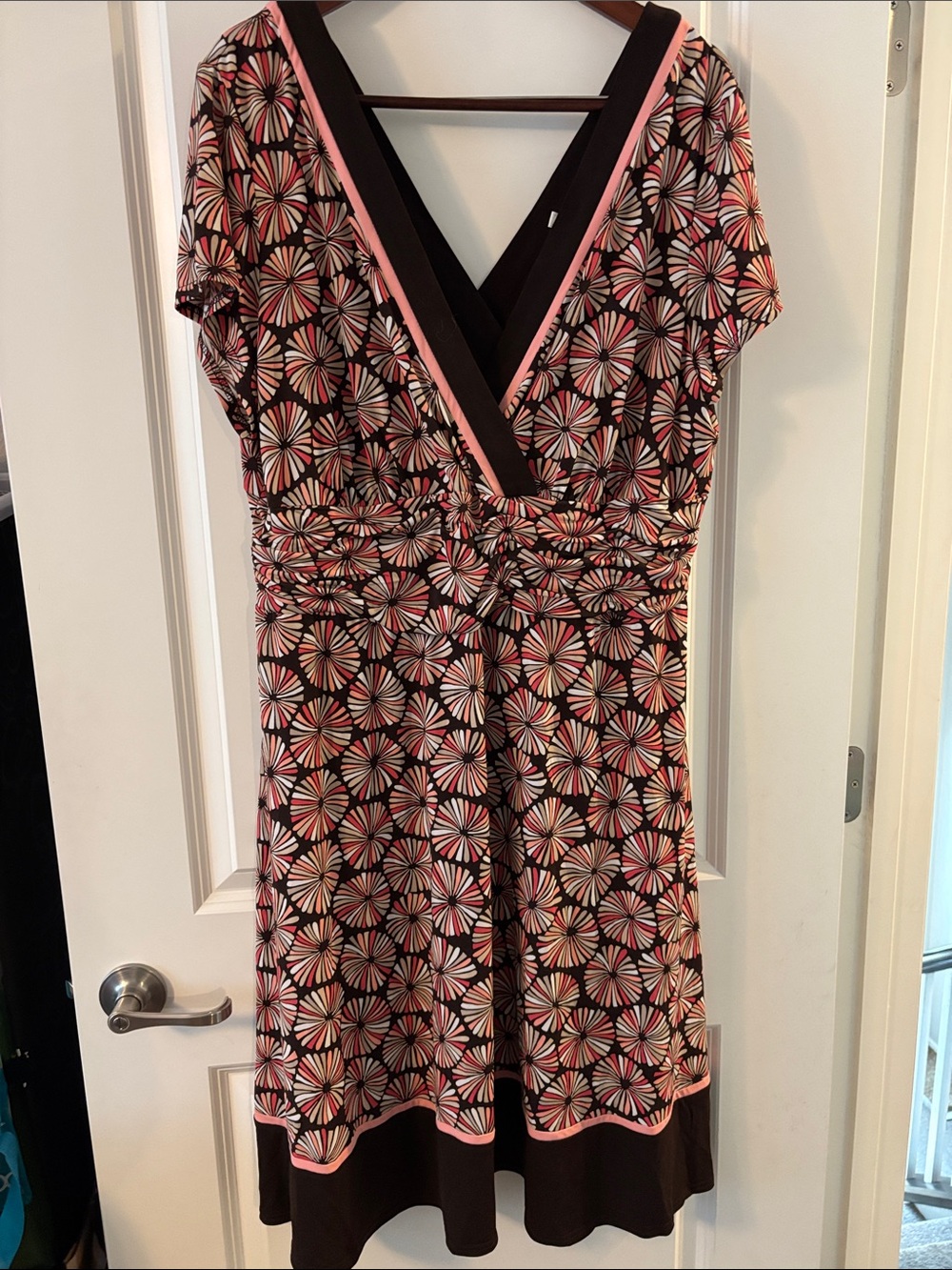 Studio I Pink and Black Geometric V‑Neck Midi Dress